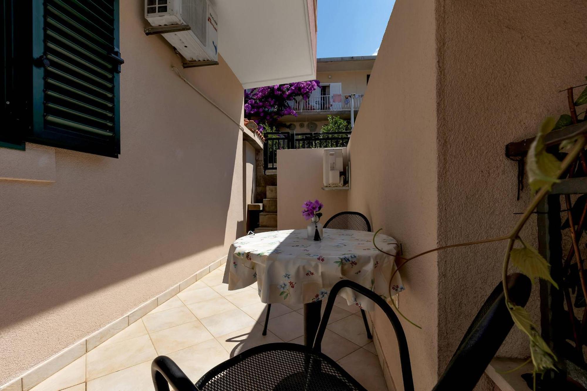 Spectrum Studios Makarska Exterior foto